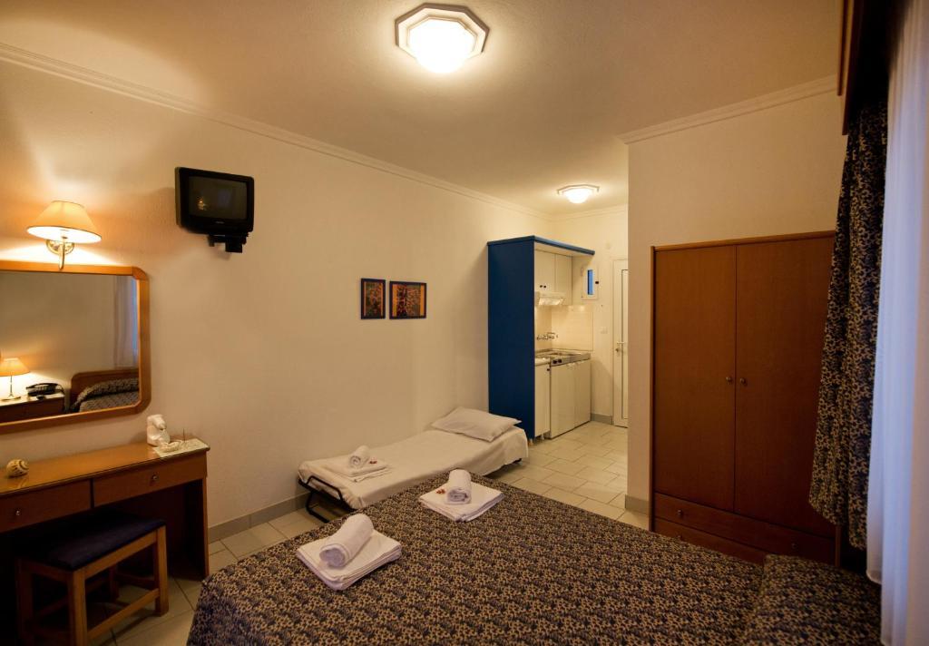 Lazaridis Luxury Studios & Apartments Nea Roda Phòng bức ảnh