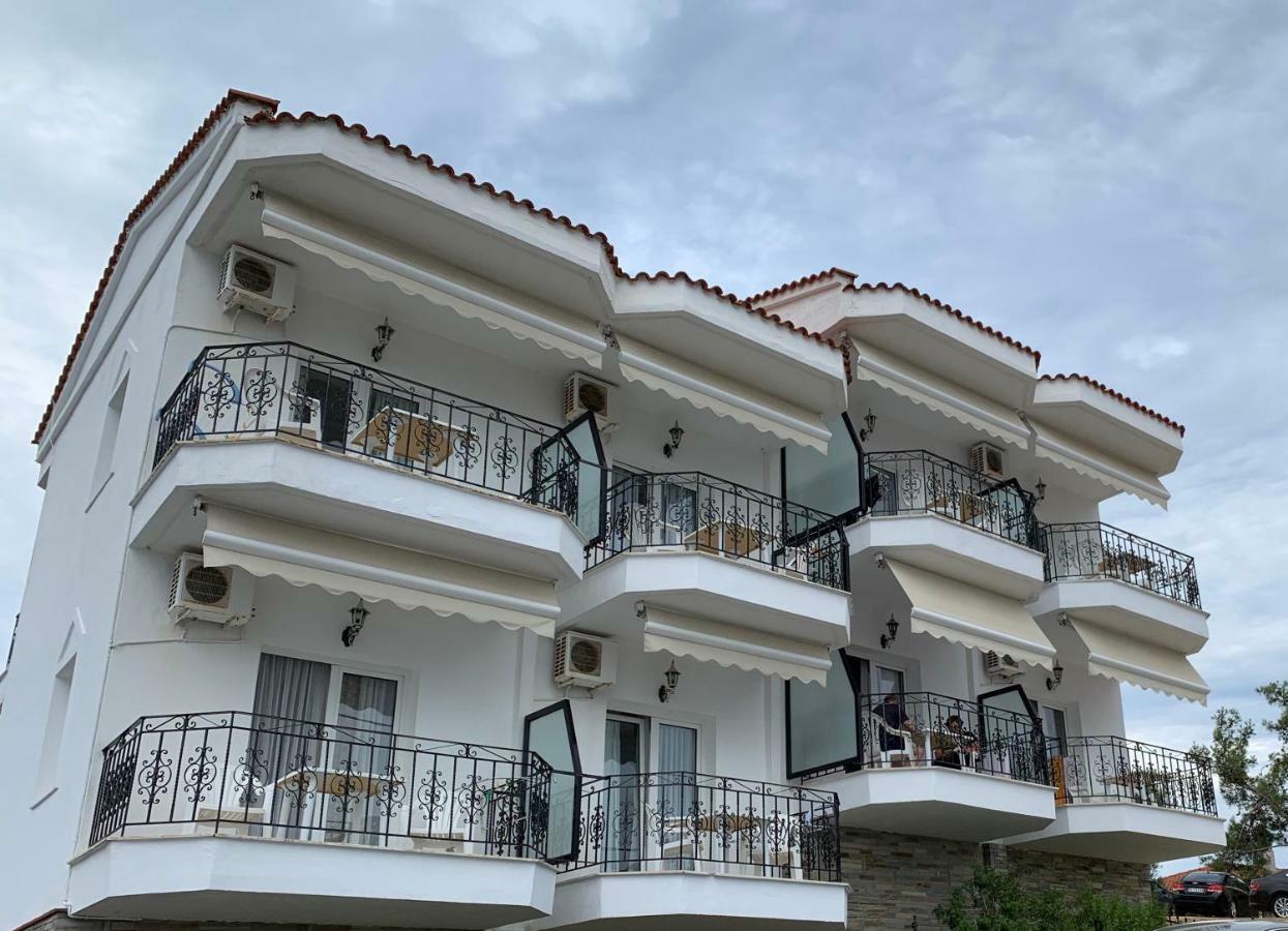 Lazaridis Luxury Studios & Apartments Nea Roda Ngoại thất bức ảnh